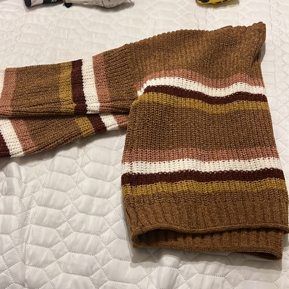 Cropped sweater - Picture 2 of 3
